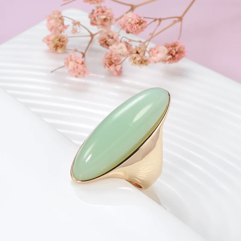 Luxury Green Natural Stone Big Glossy Bride Ring