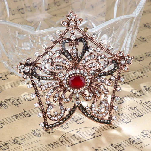 Fashion Textured 583 Gold Formal Brooch 003