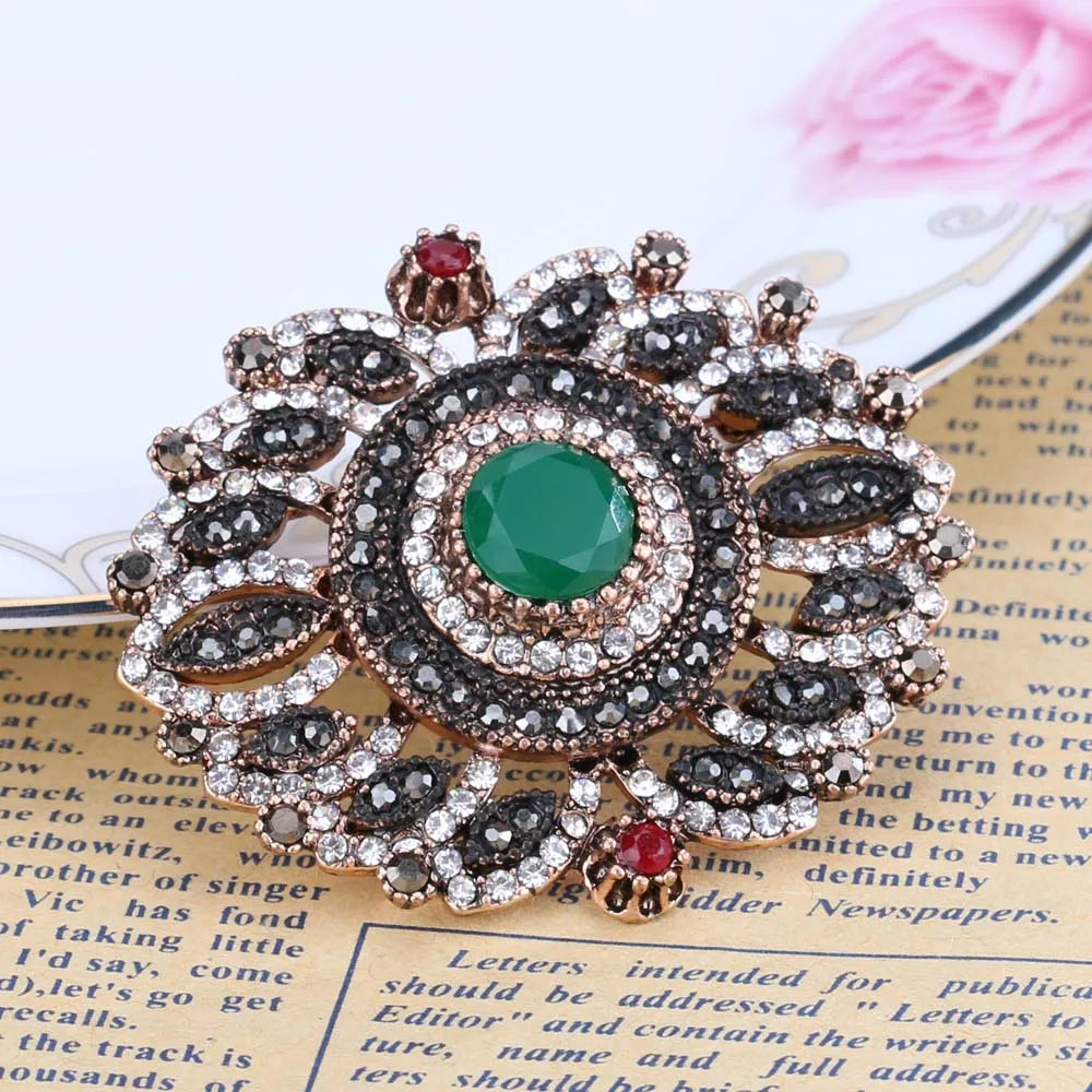 Fashion Textured 583 Gold Formal Brooch 007
