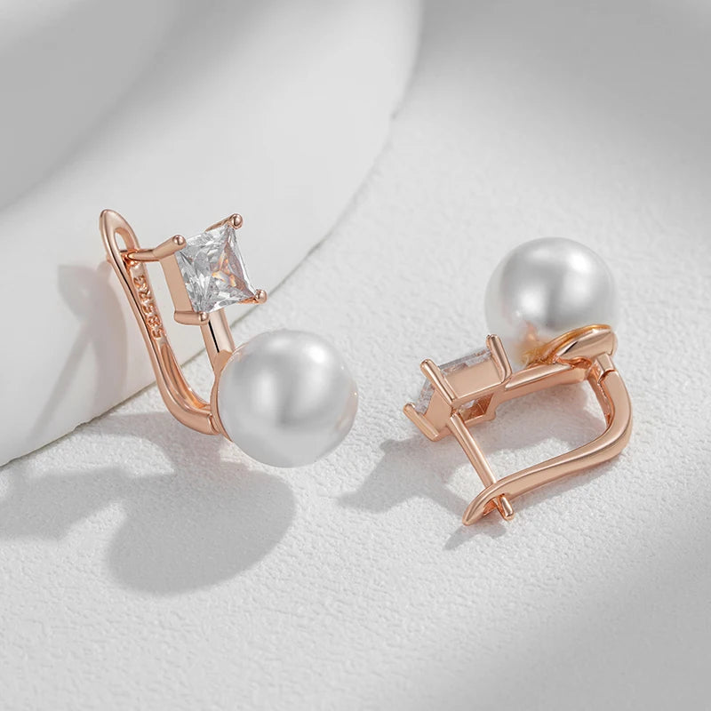 Unique Pearl English Earring