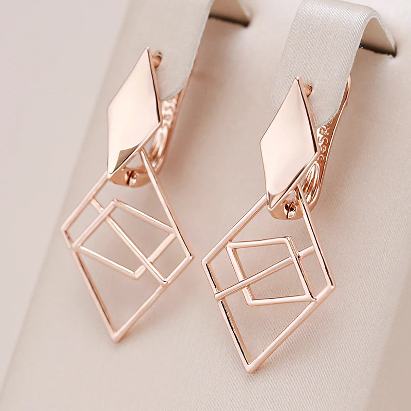 High Quality Daily Fancy Gold Colour Earrings 050