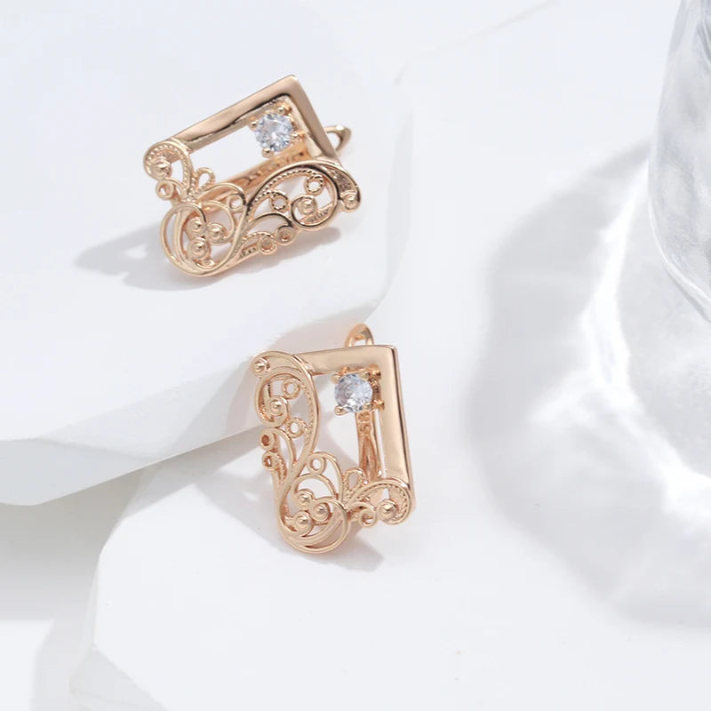 New Hollow Flower Earrings