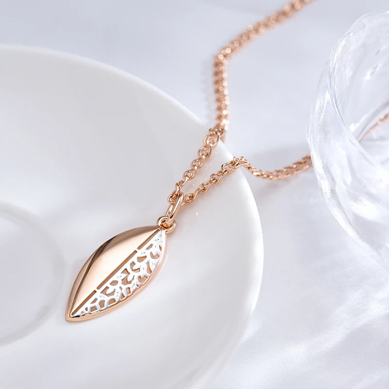 Hot Luxury Glossy Flower Necklace