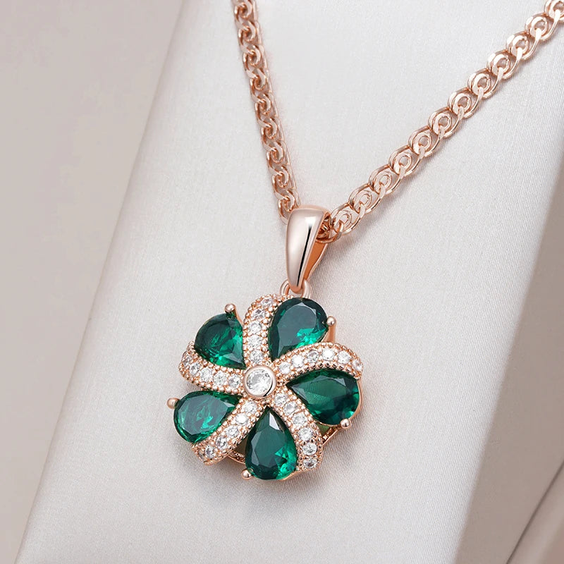 Shiny Green Natural Pendant Necklace