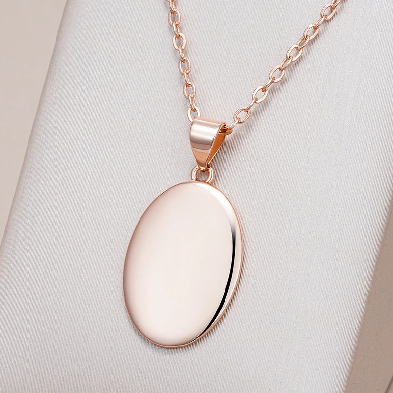 Hot Simple Oval Glossy Pendant Necklace