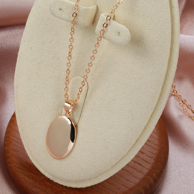 Hot Simple Oval Glossy Pendant Necklace
