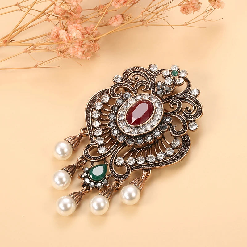 Fashion Textured 583 Gold Formal Brooch 008