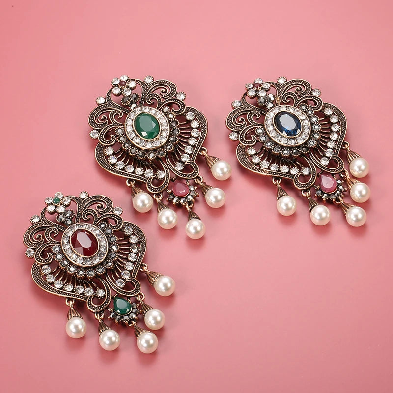 Fashion Textured 583 Gold Formal Brooch 008