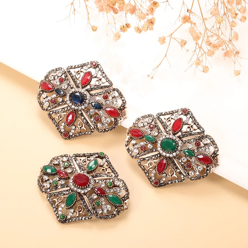 Fashion Textured 583 Gold Formal Brooch 010