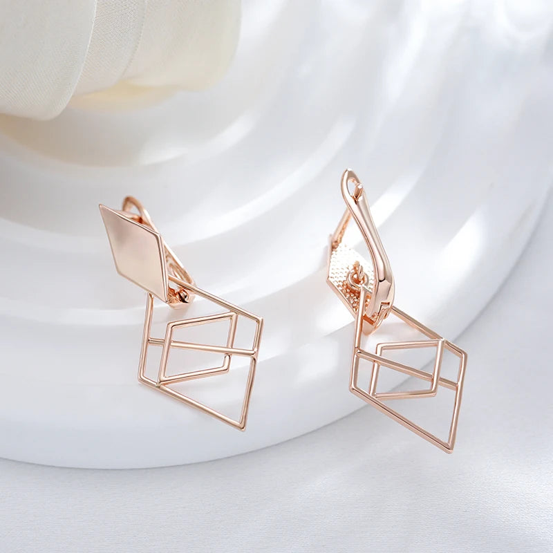 High Quality Daily Fancy Gold Colour Earrings 050